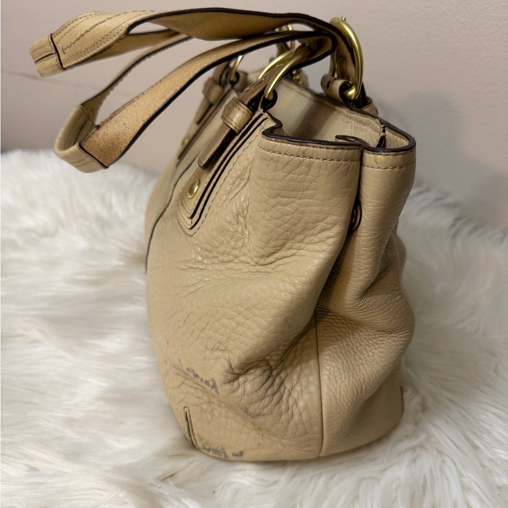 Coach Cream Leather Shoulder Bag - Picture 3 of 14